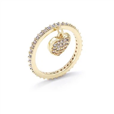 Modni pozlačeni prstan s srčkom